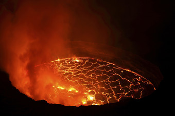 <strong>火山</strong>口熔岩摄影插图