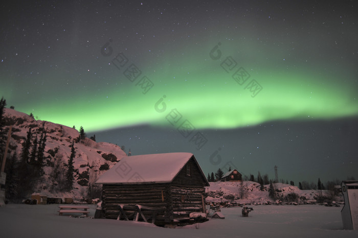 木屋雪景摄影插图