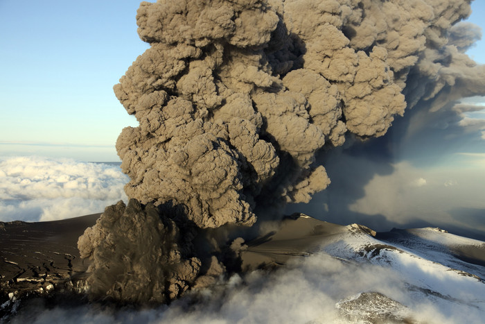 自然火山喷发插图