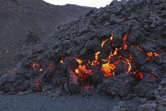 <strong>火山</strong>熔浆<strong>火山</strong>岩摄影插图