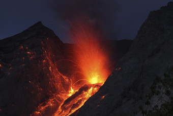 火山熔浆摄影插图