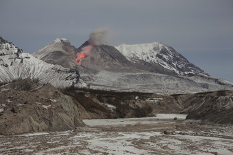 火山口摄影插图