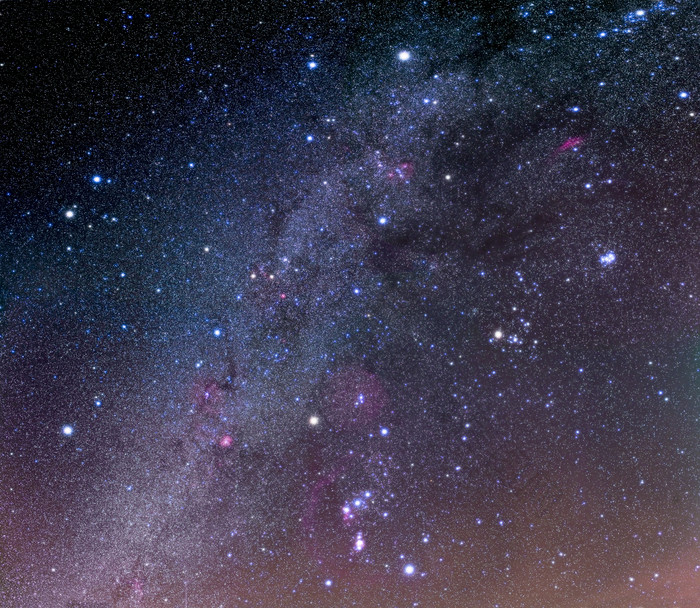 宇宙星河中闪闪发光的星星