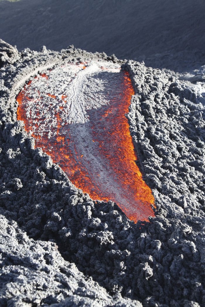 火山熔岩火成岩摄影插图