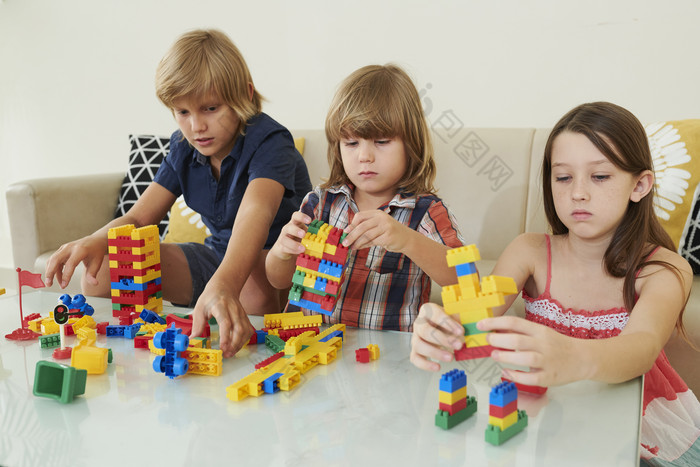 孩子的玩具块的建设