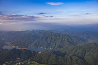 <strong>高清航拍</strong>山川河流自然摄影图