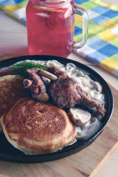 餐饮饼子和兔子肉