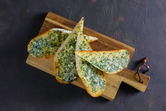 切片的蔬菜面包摄影图