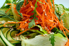 胡萝卜蔬菜沙拉摄影图