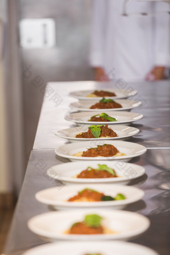 餐饮美食杂酱面摄影图