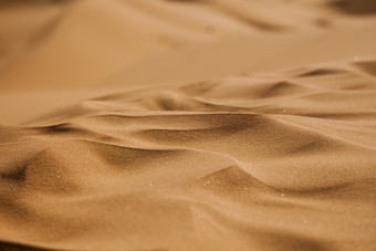 <strong>大漠</strong>上的砂砾摄影图