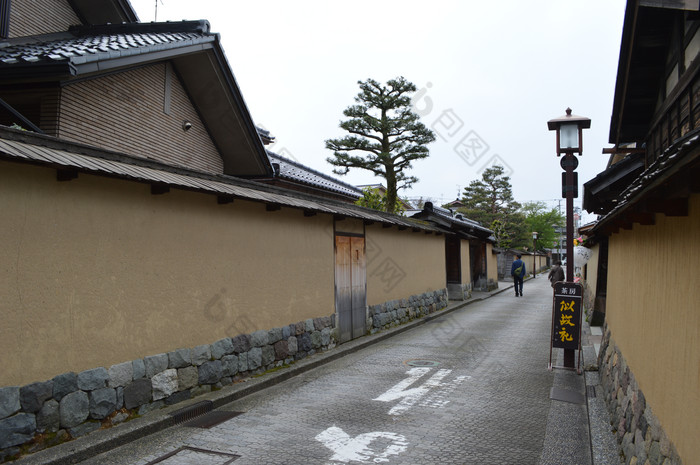 古代建築物裡的寂靜街道素材免費下載,本次作品主題是攝影圖,使用場景