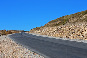 道路公路山坡摄影图