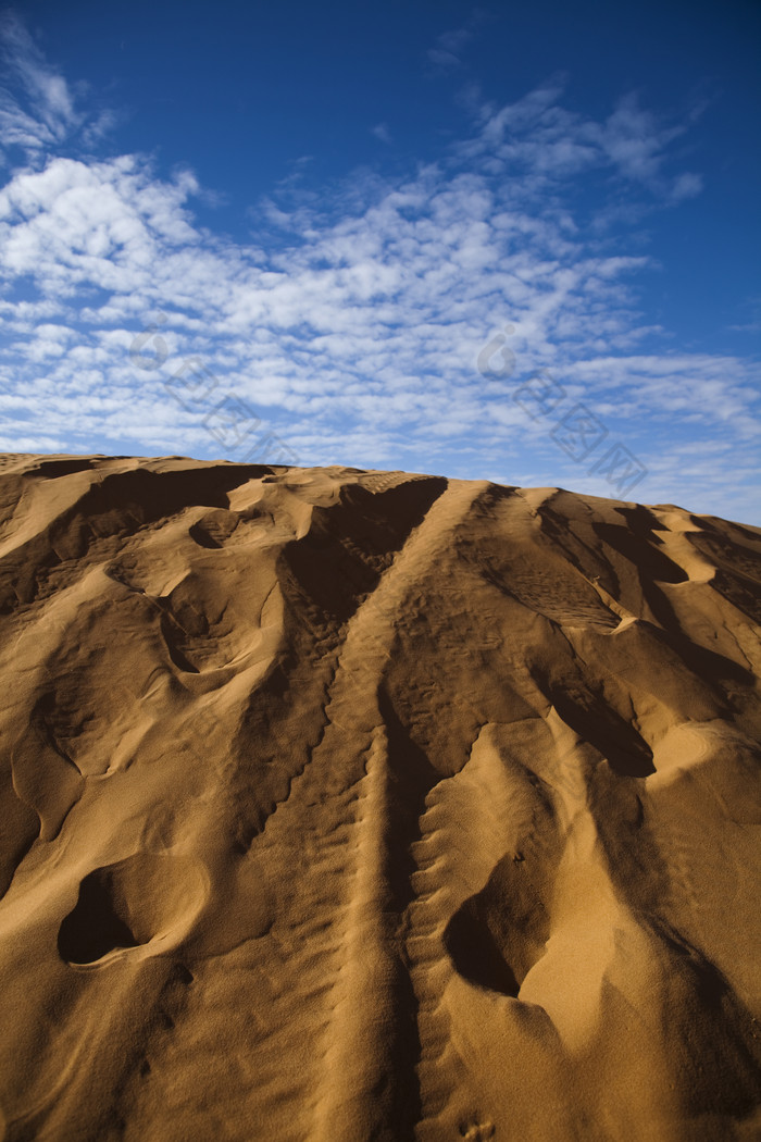 沙漠荒漠沙子蓝天白云