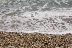 海边海滩涨潮的海水