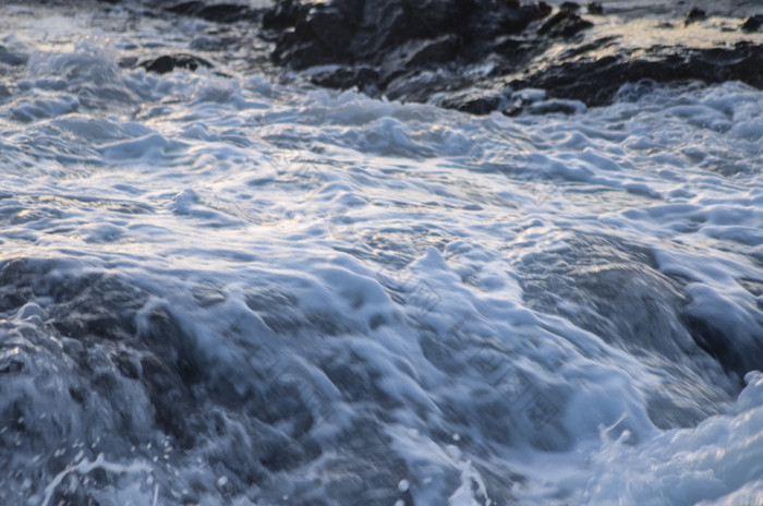 湍流的河水摄影图高清图片下载-包图网