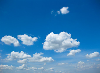天空飘云云朵摄影图