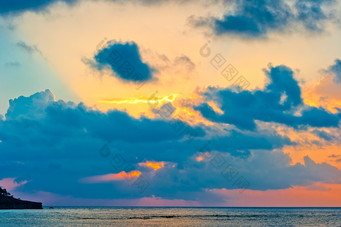 海水彩色天空彩云美景