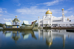 bandar seri begawan(bsb)、 文莱 nov。4:masjid 苏丹 · 奥马尔 · 阿里 s