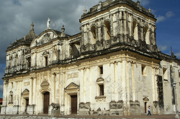 大教堂，利昂尼加拉瓜