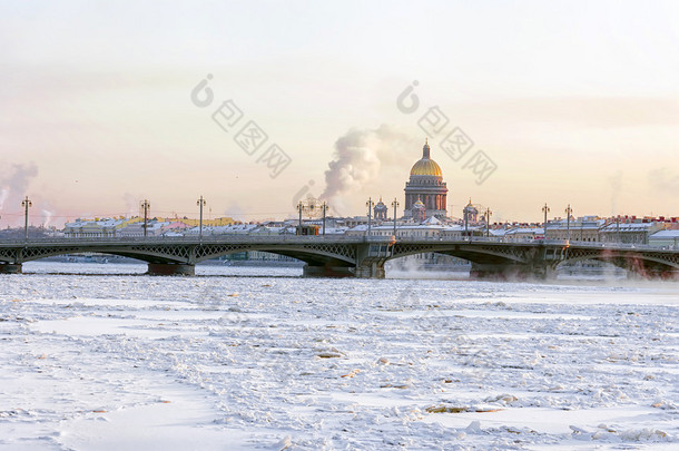 天使报喜桥在圣彼得斯堡