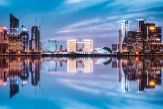 杭州建筑景观与城市天际线的夜景