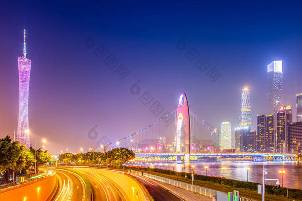 广州市夜景与建筑景观天际线