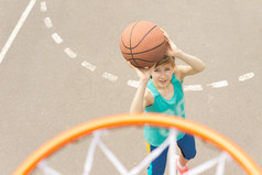 少女打篮球