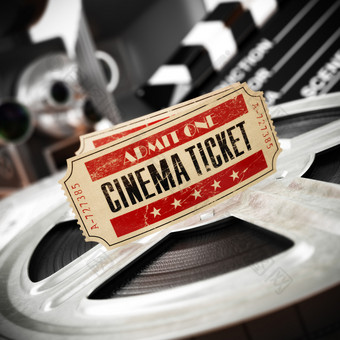 电影，电影院复古概念。复古电影胶片和 b 票图片