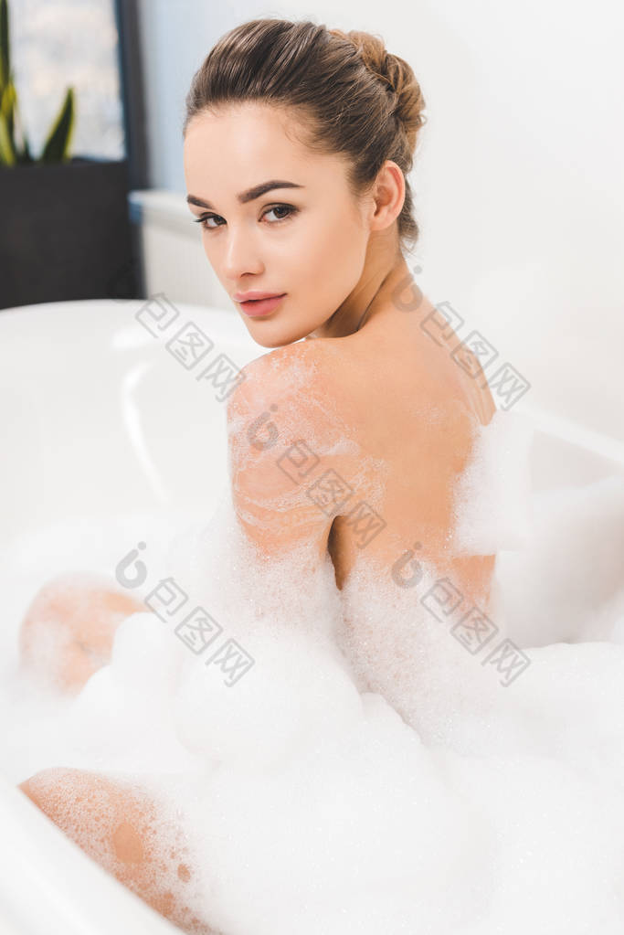 老熟女 老熟女洗澡高清图片下载-老熟女洗澡图片-老熟女洗澡素材-包图网企业站