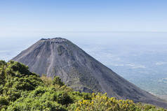 Izalco 火山在萨尔瓦多