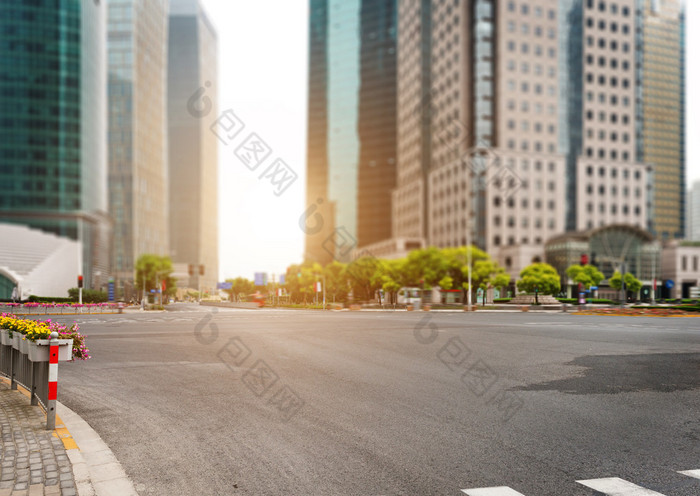 世纪大道的街景在上海陆家嘴 城市道路