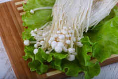 日本传统的金针菇