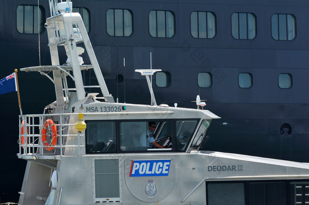 Auckland Police Maritime Unit patrol in ports of Auckland - New 
