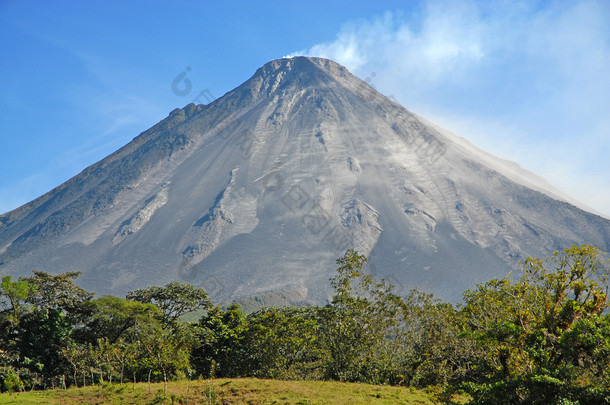 哥斯达黎加阿雷纳尔火山