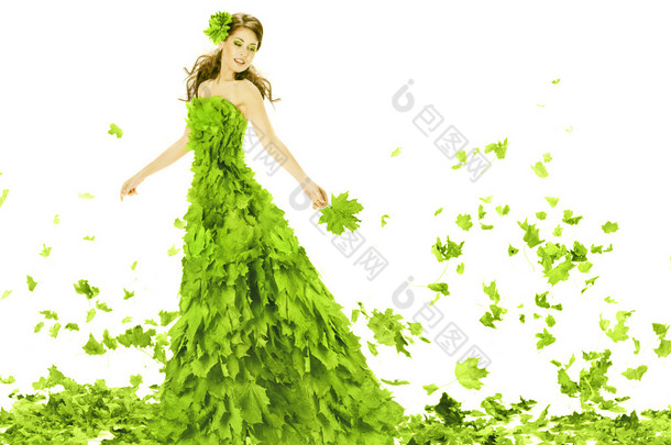 幻想美季节春季时尚女人留下衣服。创意美丽的女孩，在白色背景上的绿色夏衣