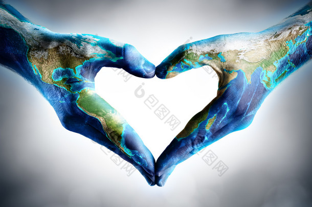 地球日庆祝活动 — — 与世界地图形状的手<strong>心里</strong>
