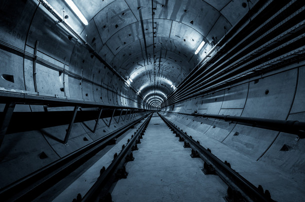 深地铁隧道