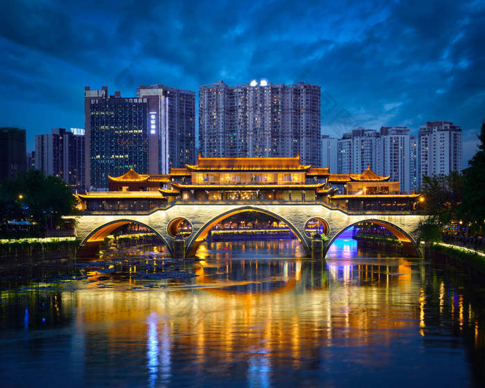 安顺大桥夜景, 成都, 中国