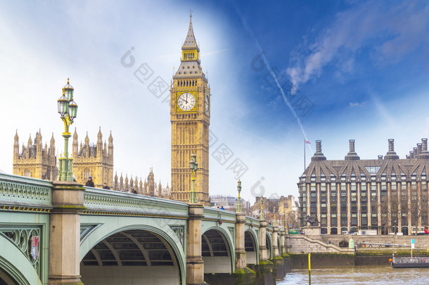 大笨钟与威斯敏斯特桥和 Eu Parlament 在伦敦