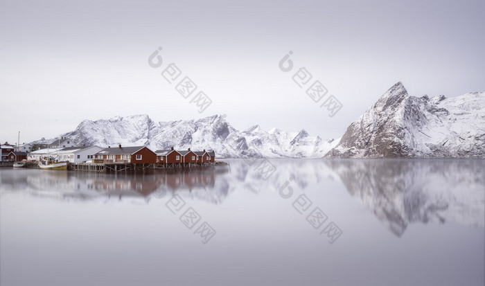 Hamnoy，挪威上空的日出