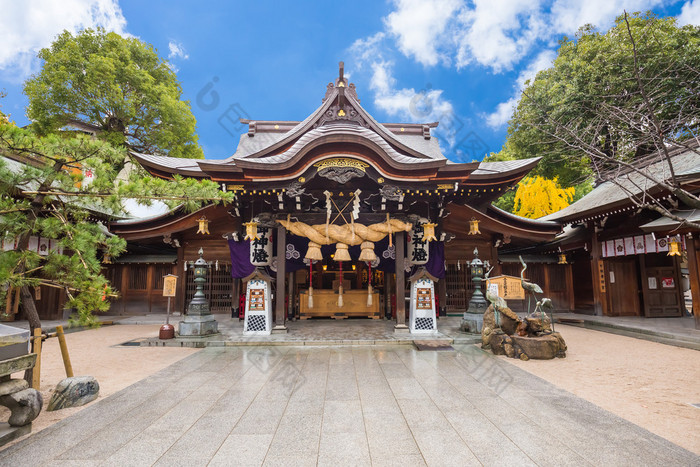 地下寺或在日本福冈举行的福冈巨佛庙图片-包图网企业站