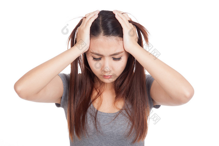 郁闷年轻亚裔女子图片-包图网企业站
