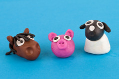 可爱的橡皮泥农场动物集合-猪，马羊.