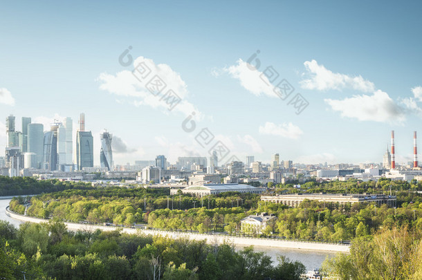 莫斯科市从麻雀山的全景视图