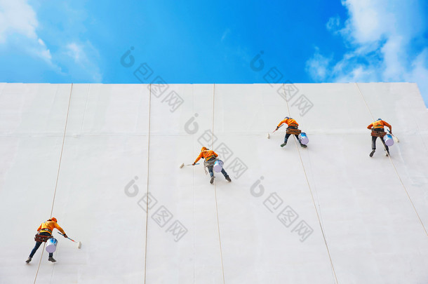 画家高建设公寓户外洒上绳安全肯定在泰国曼谷.