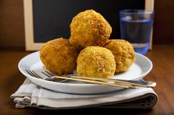 arancini。意大利起动器