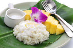 泰国芒果糯米饭，考 niaow 马孟