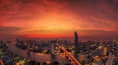 曼谷市的河流的景观