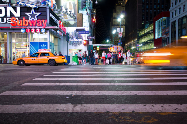 中城 nyc 夜